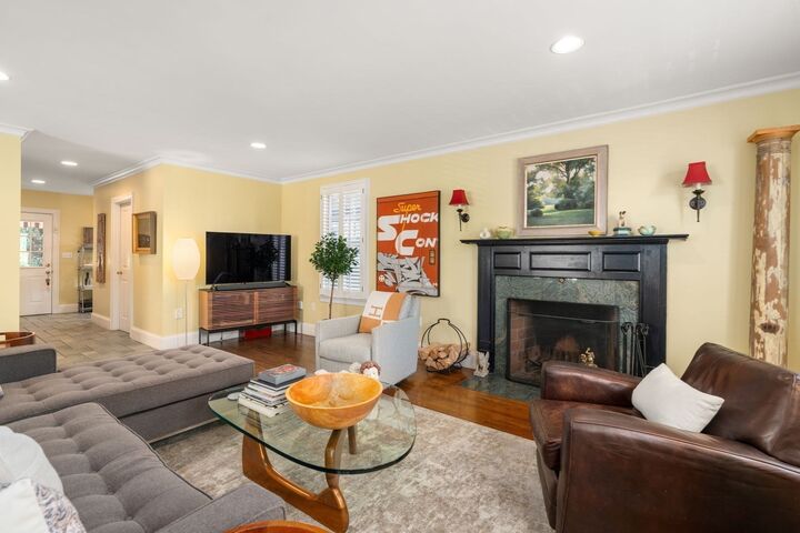 Property Photo: 75 Seaverns Ave MA 02130