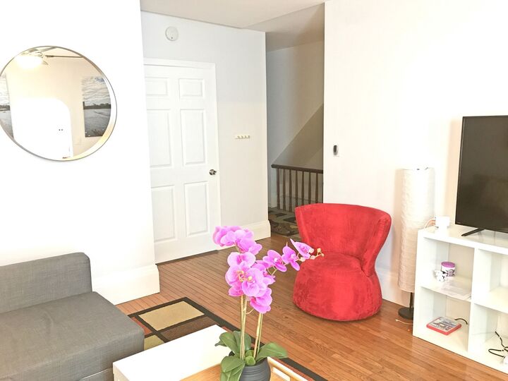 Property Photo:  37 Telegraph St 1  MA 02127 