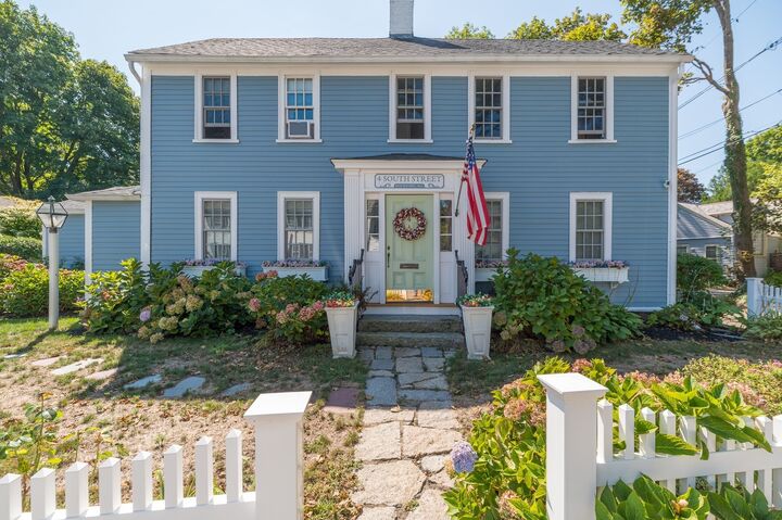 Property Photo:  4 South St  MA 01966 