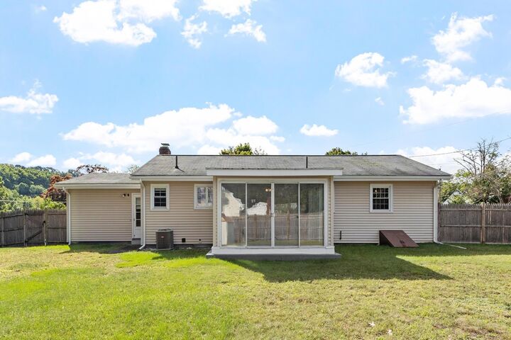 Property Photo:  6 Fuller Dr  MA 01752 