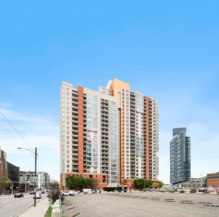Property Photo:  1053 10 Street SW 306  AB T2R 0G3 