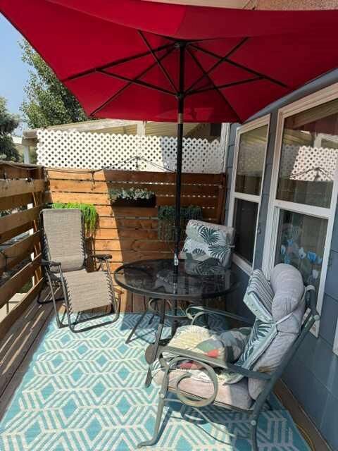 Property Photo:  36 Newcastle Green  AB T0J 0Y2 