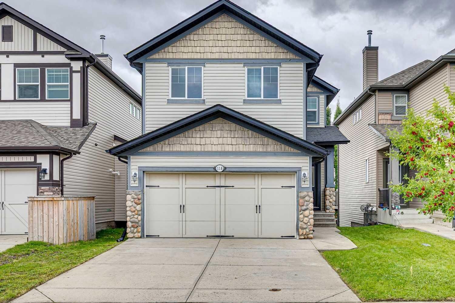 Property Photo: 118 Heritage Landing AB T4C 0E3
