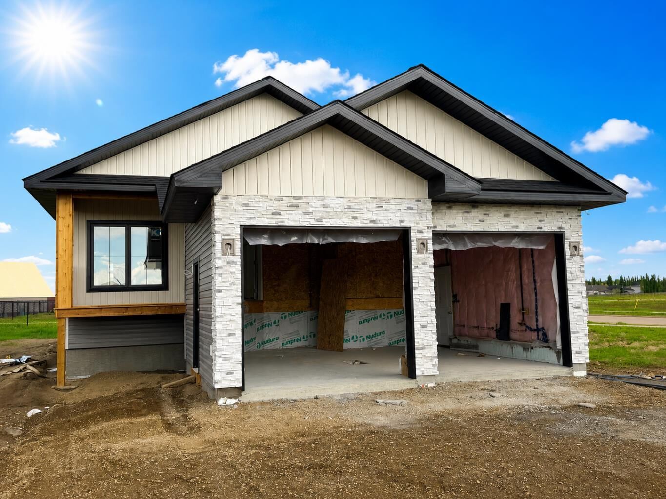 Property Photo: 3503 70 Avenue AB T9V 3T2