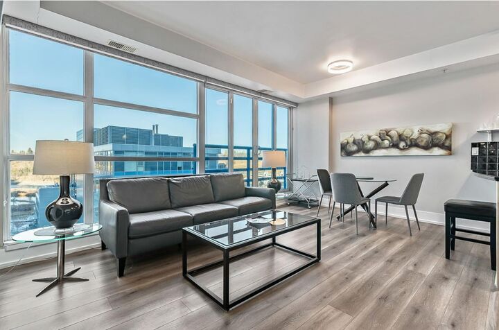 Property Photo:  205 Riverfront Avenue SW 902  AB T2P 5K4 