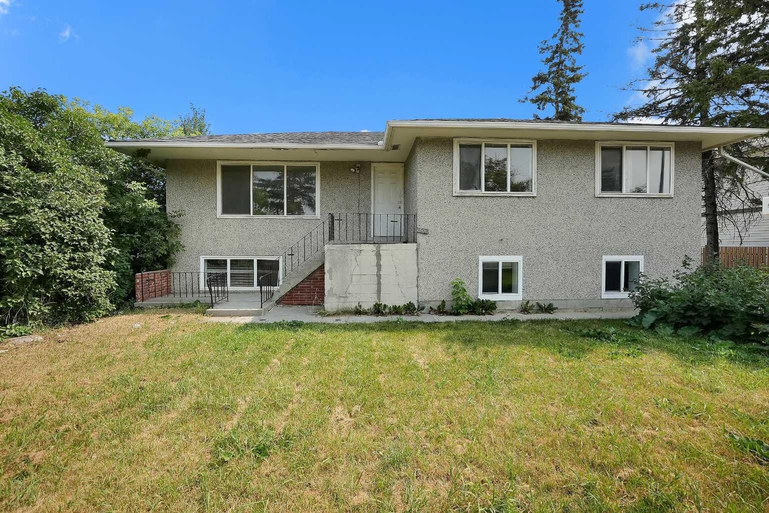 Property Photo:  1506 36 Street SE  AB T2A 1C6 