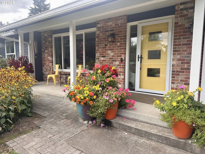 Property Photo:  6255 SW 153rd Ave  OR 97007 