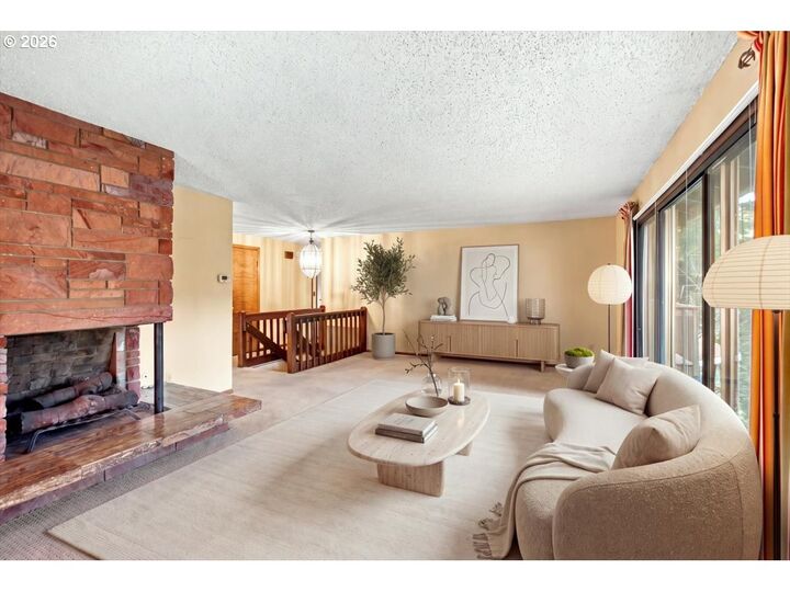 Property Photo: 5618 Cascade St OR 97068