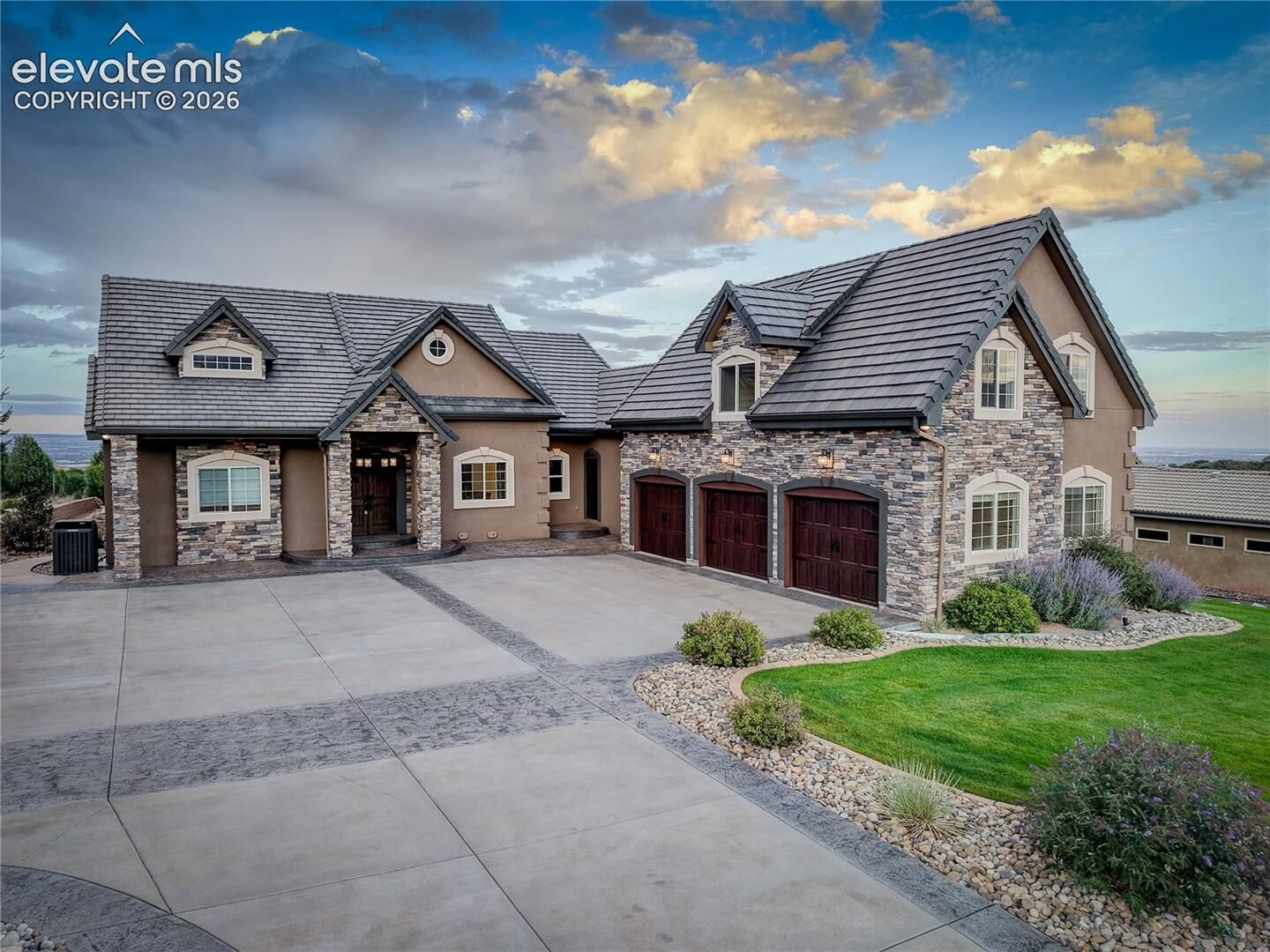 Property Photo: 3725 Twisted Oak Circle CO 80904