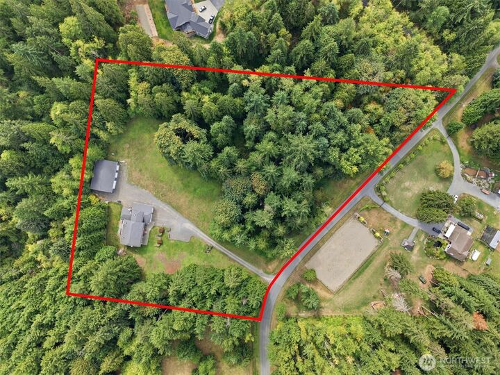 Property Photo: 2809 132nd Avenue SE WA 98290