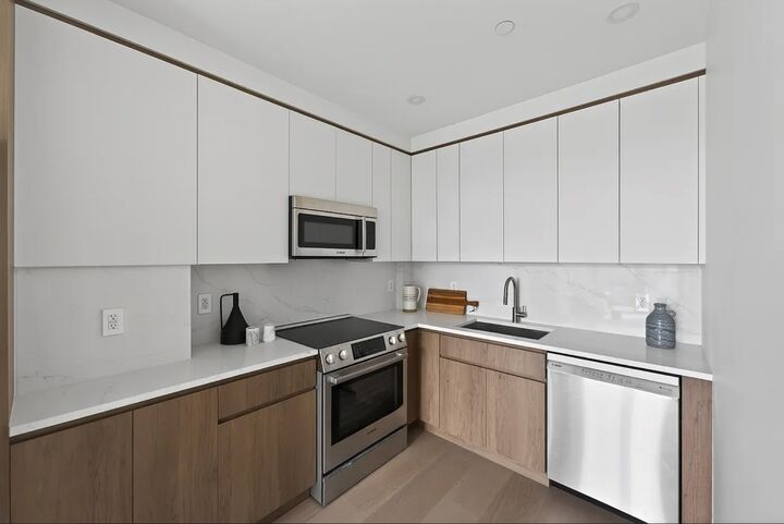 Property Photo: 11-52 44th Drive Pha NY 11101