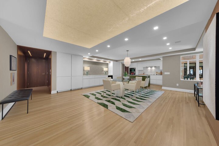 Property Photo: 737 Park Avenue 5G NY 10021