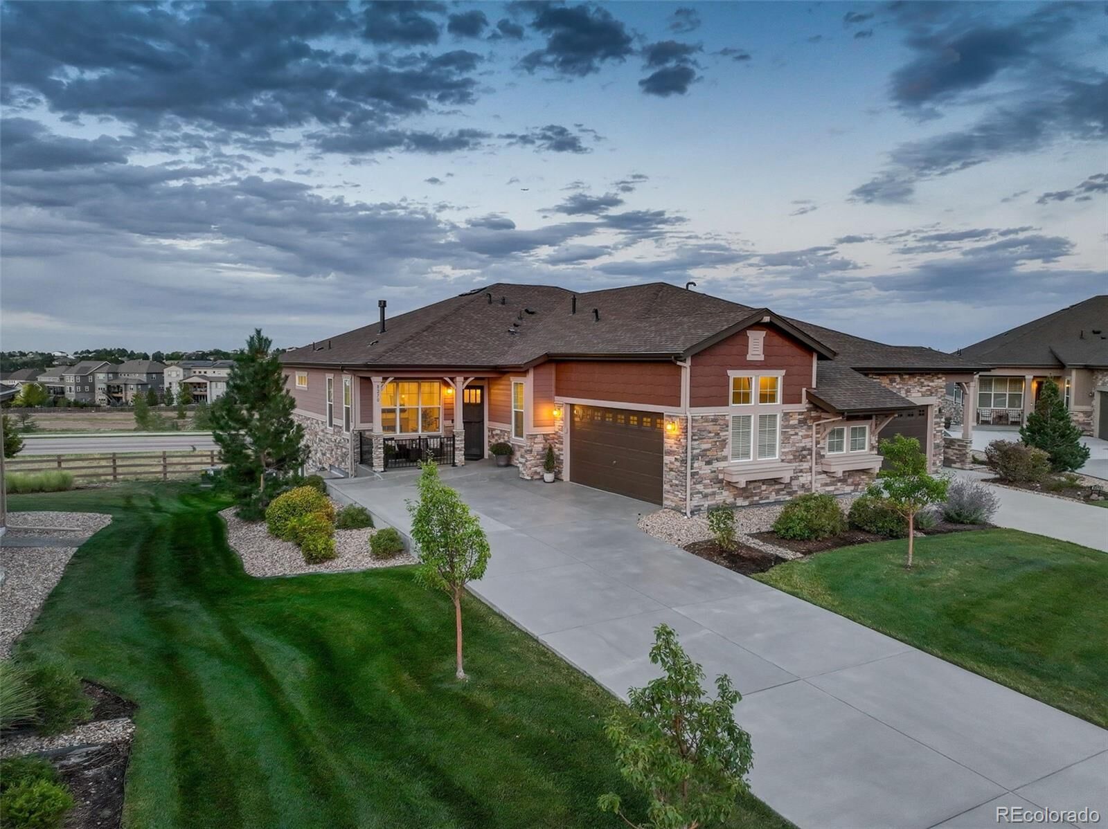 Property Photo:  8270 S Jackson Gap Court  CO 80016 
