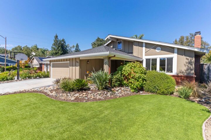 Property Photo:  835 Downswood Court  CA 95120 