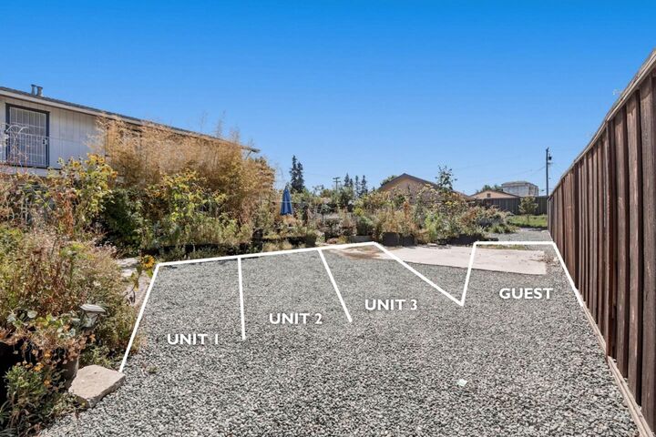 Property Photo:  1365 Vine Street  CA 95110 