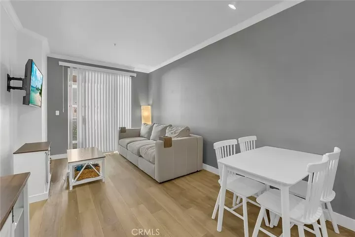 Property Photo: 2120 Watermarke CA 92612