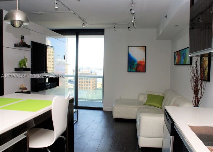 Property Photo:  50 Biscayne Blvd 1509  FL 33132 
