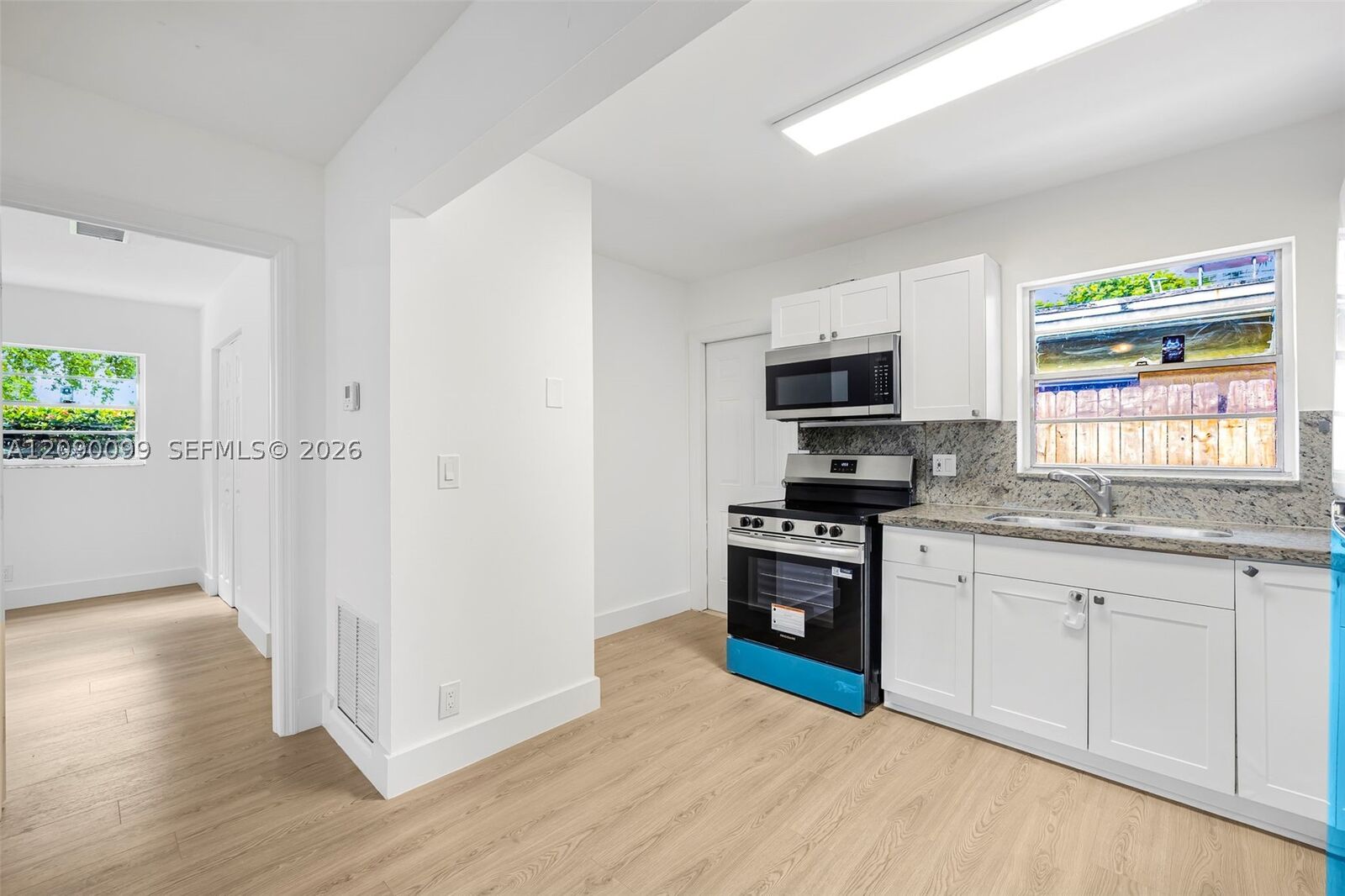 Property Photo:  2033 Dewey St  FL 33020 