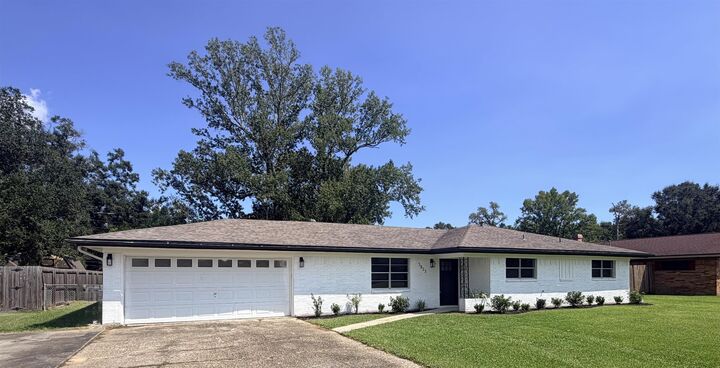Property Photo: 3823 2nd Ave TX 77630