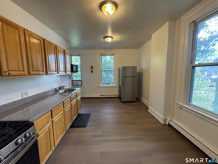 Property Photo: 1266 Park Avenue 2 CT 06604