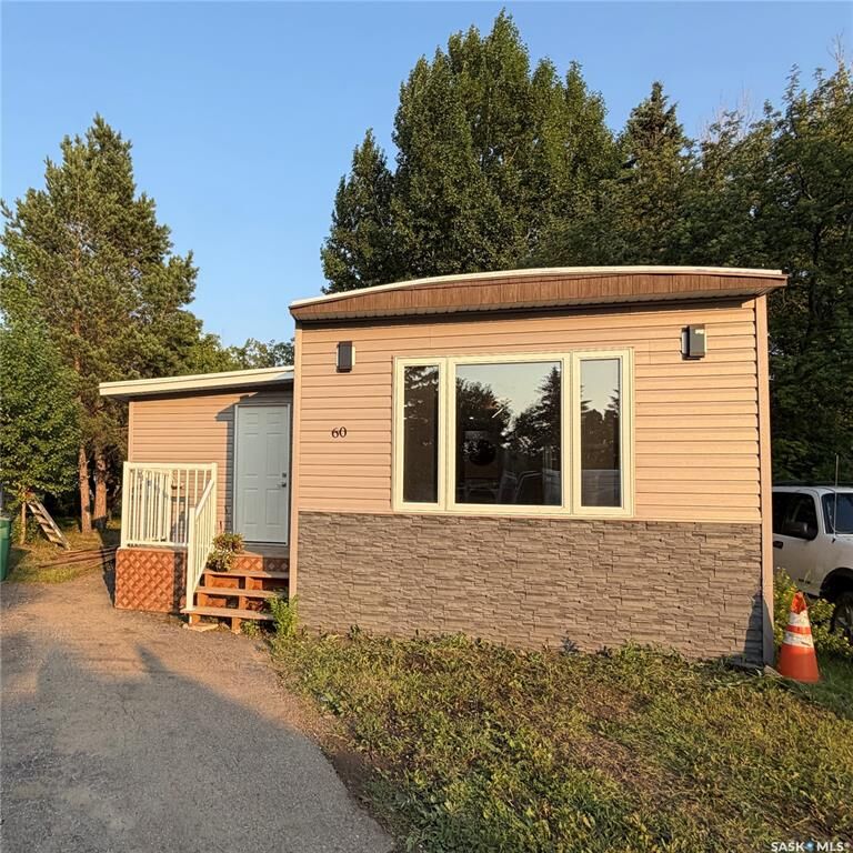 Property Photo:  1035 Boychuk Drive 60  SK S7H 5B2 