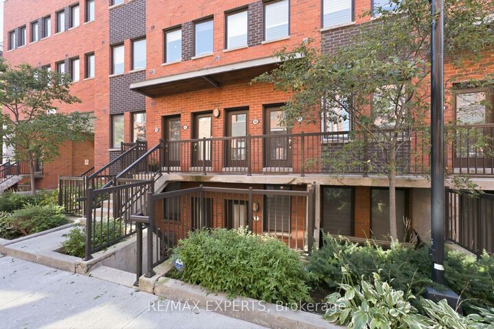 Property Photo:  68 Winston Park Boulevard 46  ON M3K 1C3 