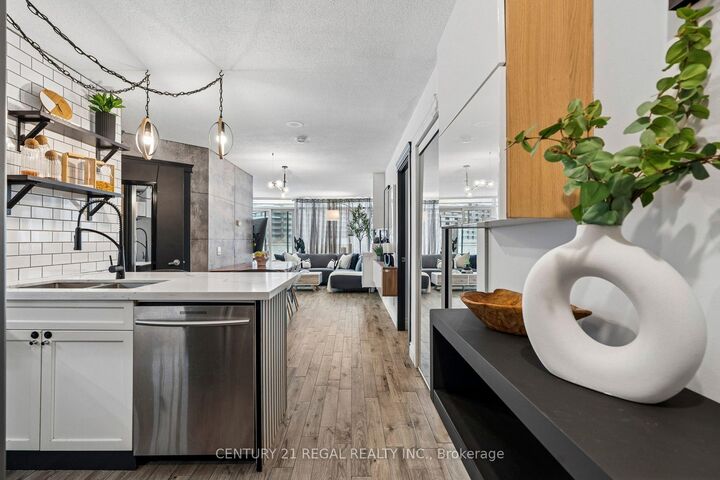 Property Photo:  361 Front Street W 507  ON M5V 3R5 