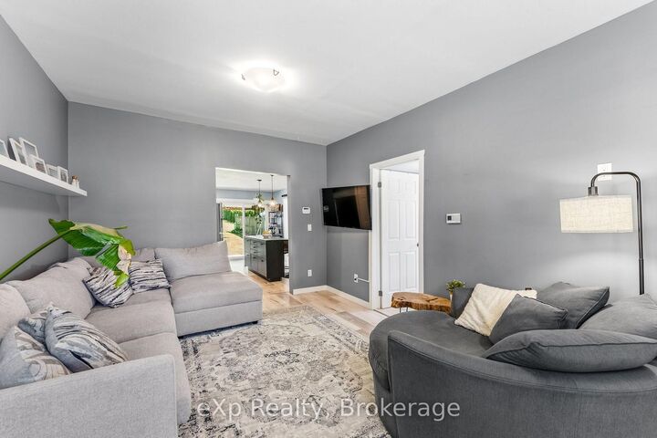 Property Photo:  584486 Beachville Road  ON N0J 1A0 