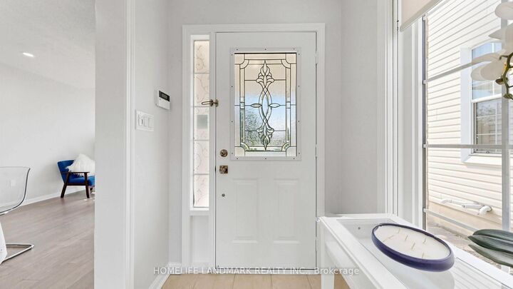 Property Photo: 639 Bennett Boulevard ON L9T 6B1