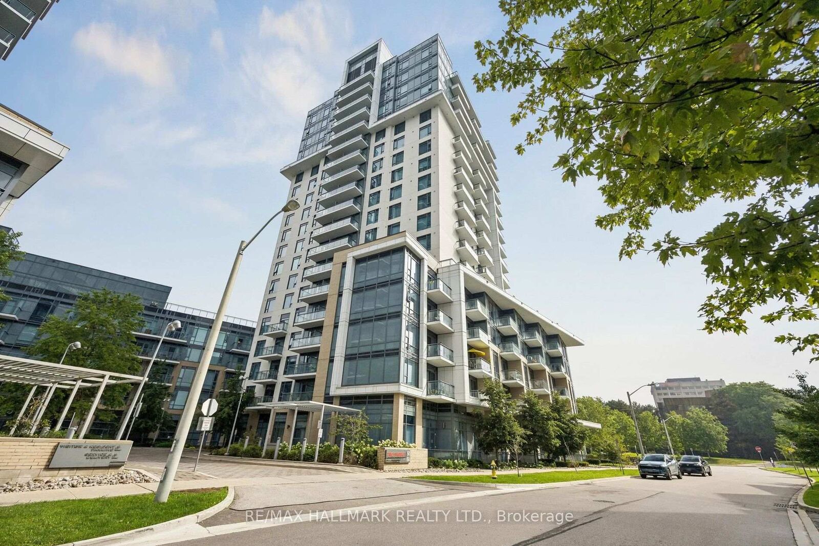 Property Photo:  60 Ann Oreilly Road 1059  ON M2J 0C8 