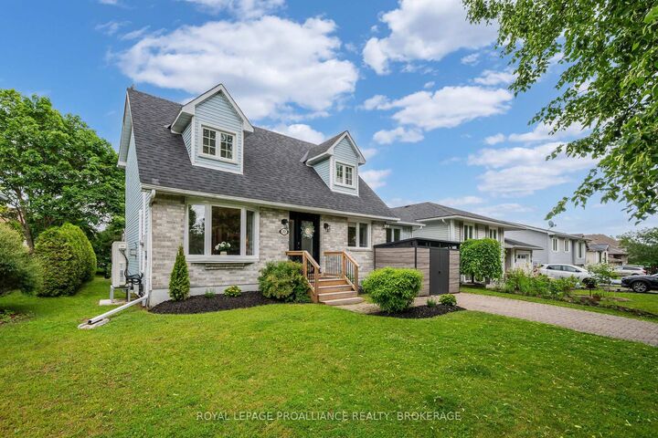 Property Photo: 22 Heritage Drive ON K0H 1G0