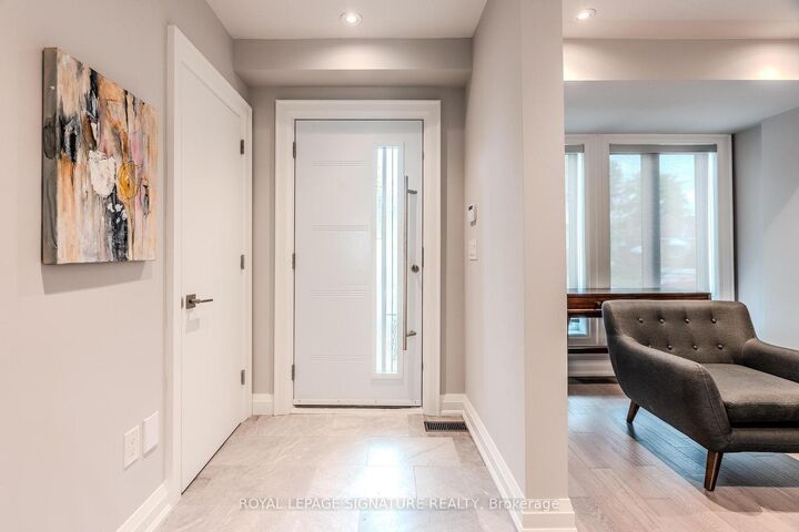 Property Photo:  45 William Street Main  ON M9N 2G6 