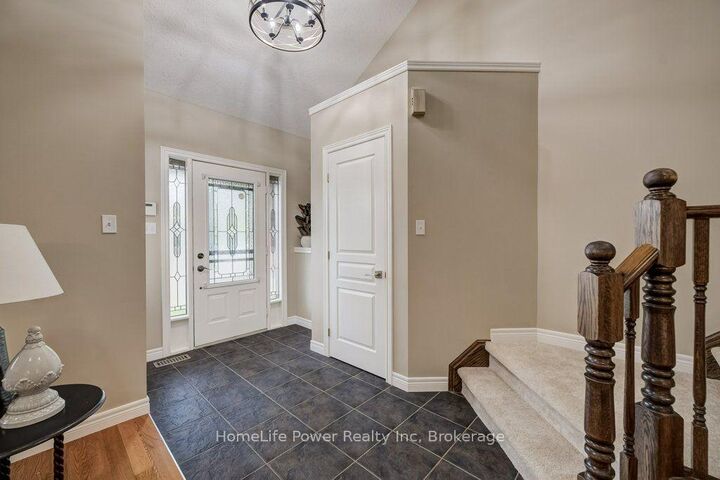 Property Photo:  16 Irongate Drive  ON N3L 4G4 