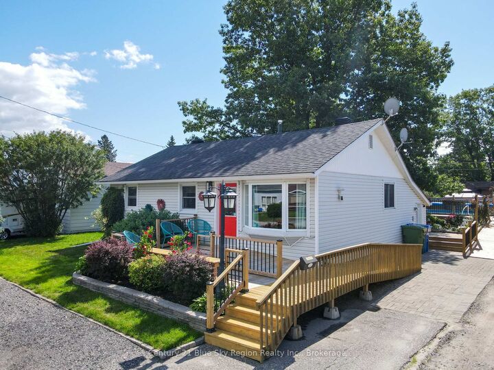 Property Photo:  497 Montrose Avenue  ON P1B 7E8 