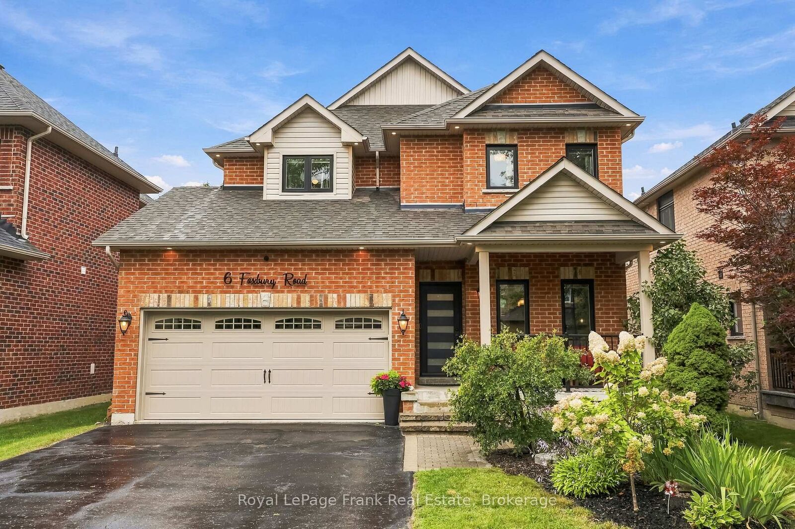 Property Photo:  6 Foxbury Road  ON L9P 1Z9 