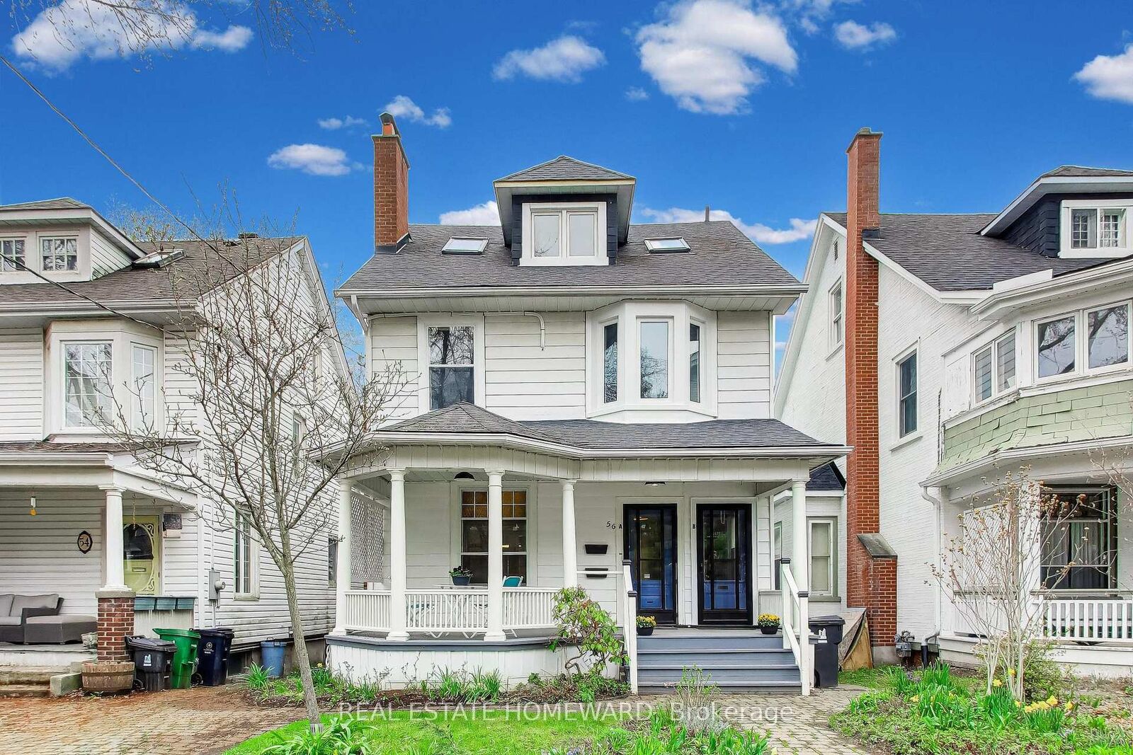 Property Photo:  56 Leuty Avenue  ON M4E 2R4 