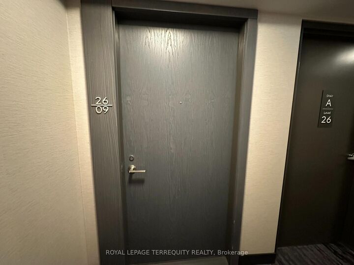Property Photo:  7 Mabelle Avenue 2609  ON M9A 0C9 