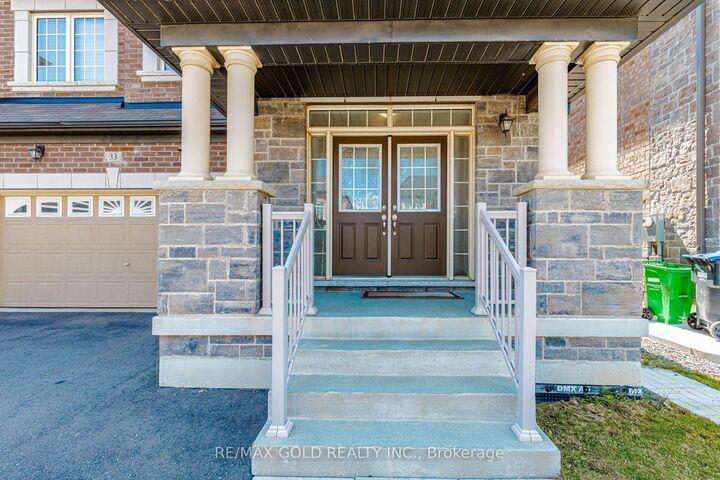 Property Photo:  33 Tiger Crescent  ON L6R 0C8 