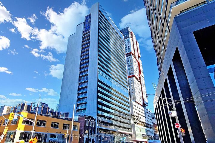 Property Photo:  330 Richmond Street W 505A  ON M5V 0M4 