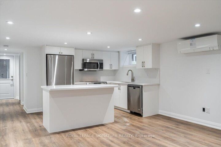 Property Photo:  184 Millwood Road Lower Level  ON M4S 1J7 
