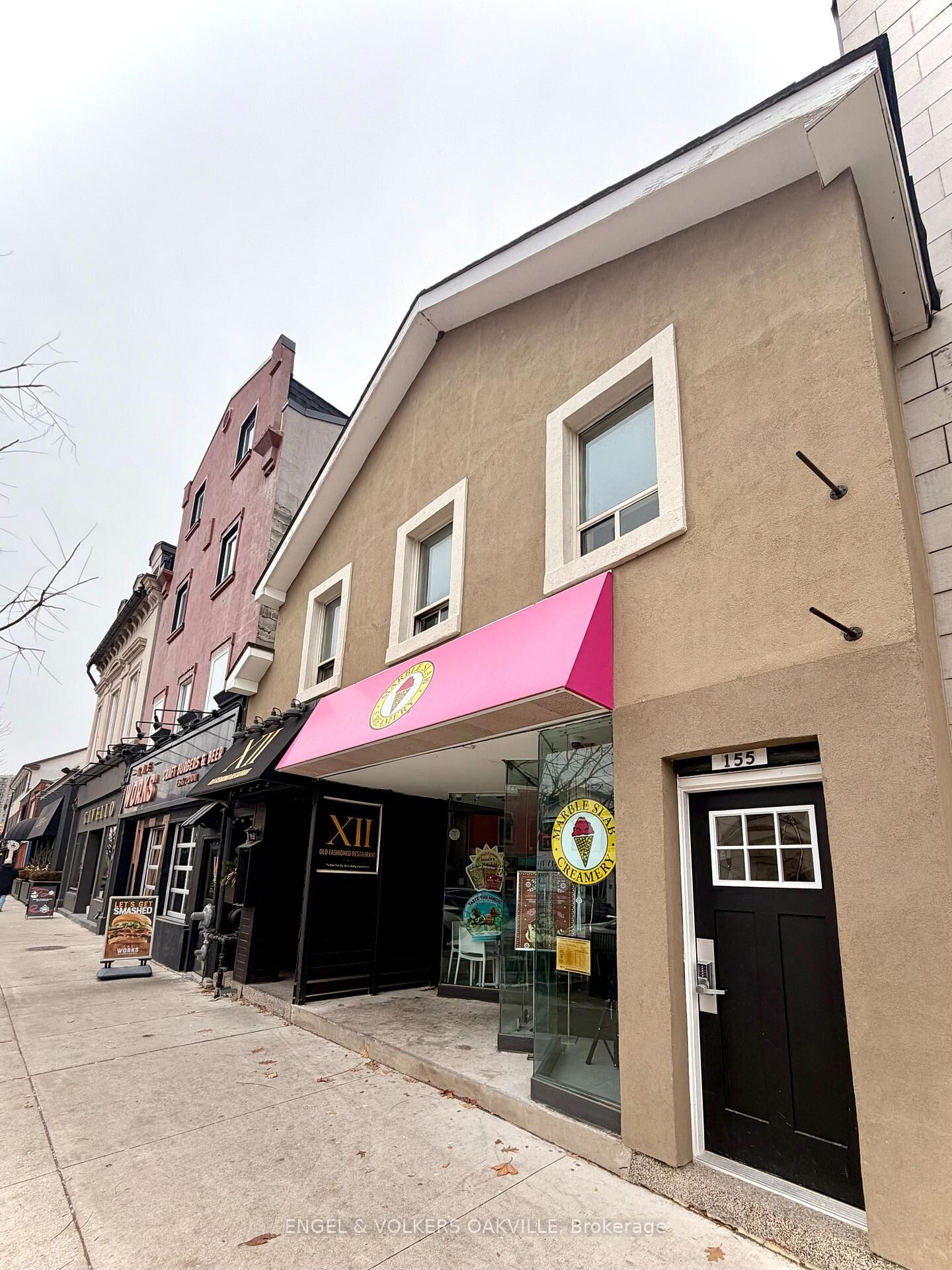 Property Photo:  155 Lakeshore Road E 2  ON L6J 5C3 