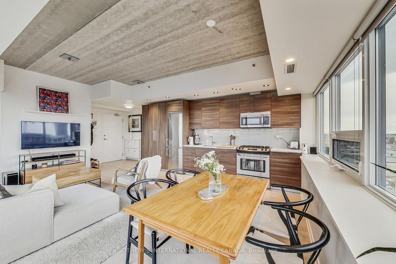 Property Photo: 51 Lady Bank Road 602 ON M8Z 0C9