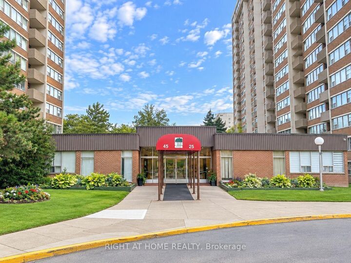 Property Photo:  45 Silver Springs Boulevard 1911  ON M1V 1R2 