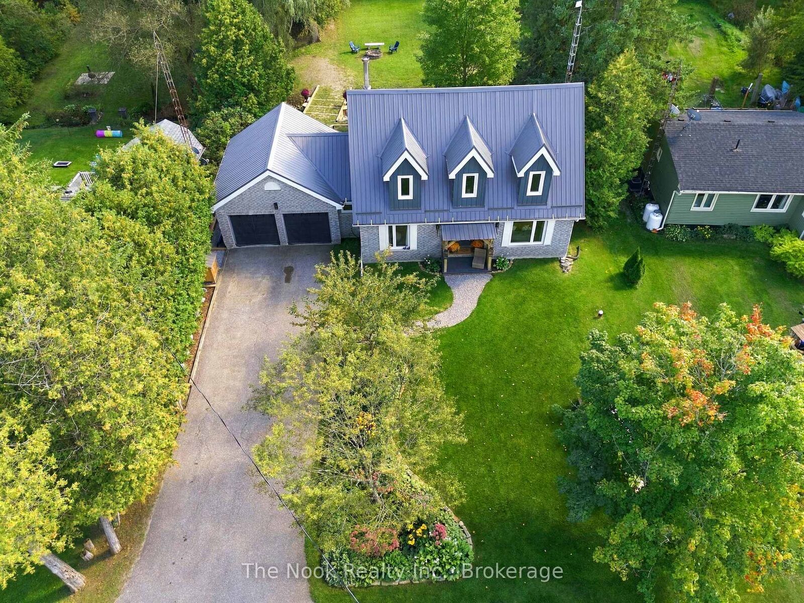 Property Photo:  19 Mustard Street  ON L9P 1R2 