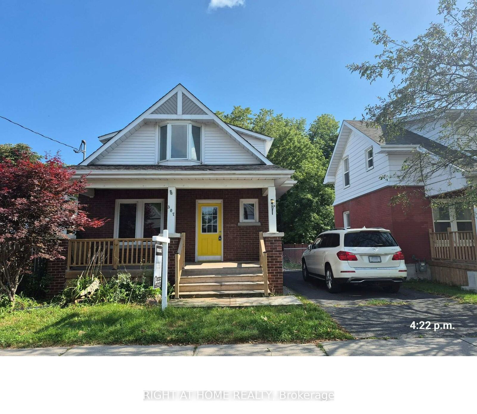 Property Photo:  307 Eulalie Avenue  ON L1H 2B6 