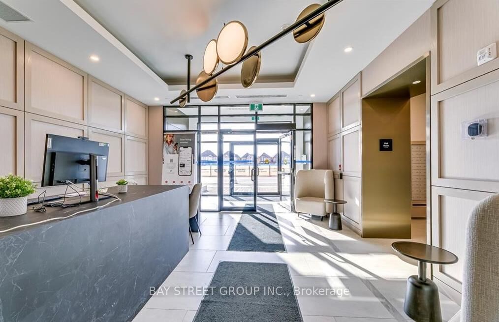 Property Photo:  3265 Carding Mill Trail 314  ON L6M 5P7 