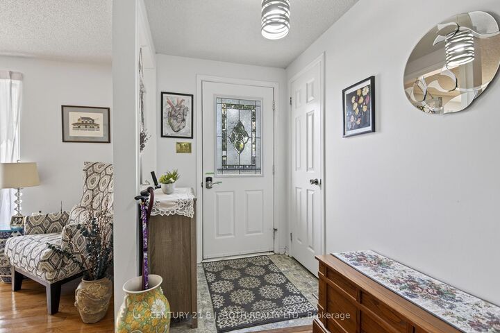 Property Photo:  18 Belle Isle Arm N/A  ON L9S 1N8 