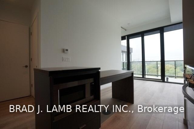 Property Photo:  7 Smith Crescent 802  ON M8Z 0G3 