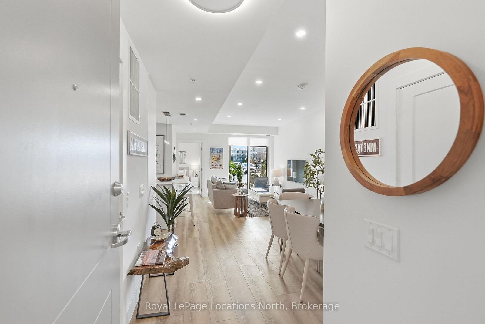 Property Photo:  4 Kimberly Lane 125  ON L9Y 5T6 