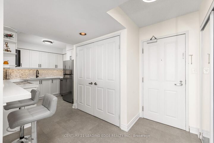 Property Photo:  2199 Sixth Line 206  ON L6H 5V3 